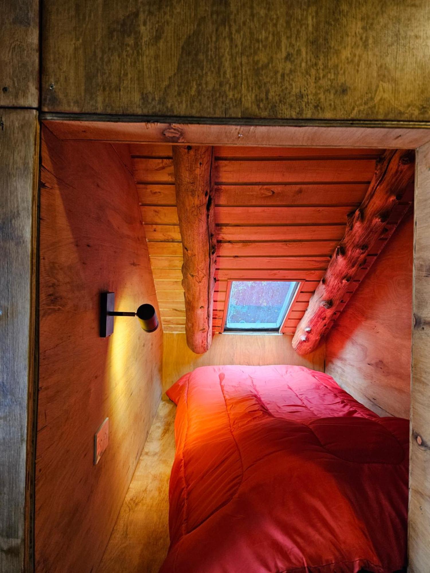 Hostel Capsula Refugio Oeste San Carlos de Bariloche Exteriör bild