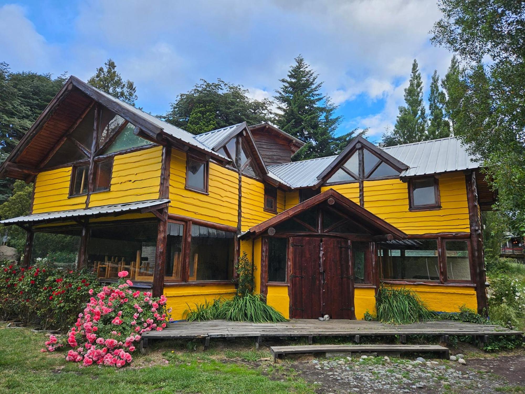 Hostel Capsula Refugio Oeste San Carlos de Bariloche Exteriör bild