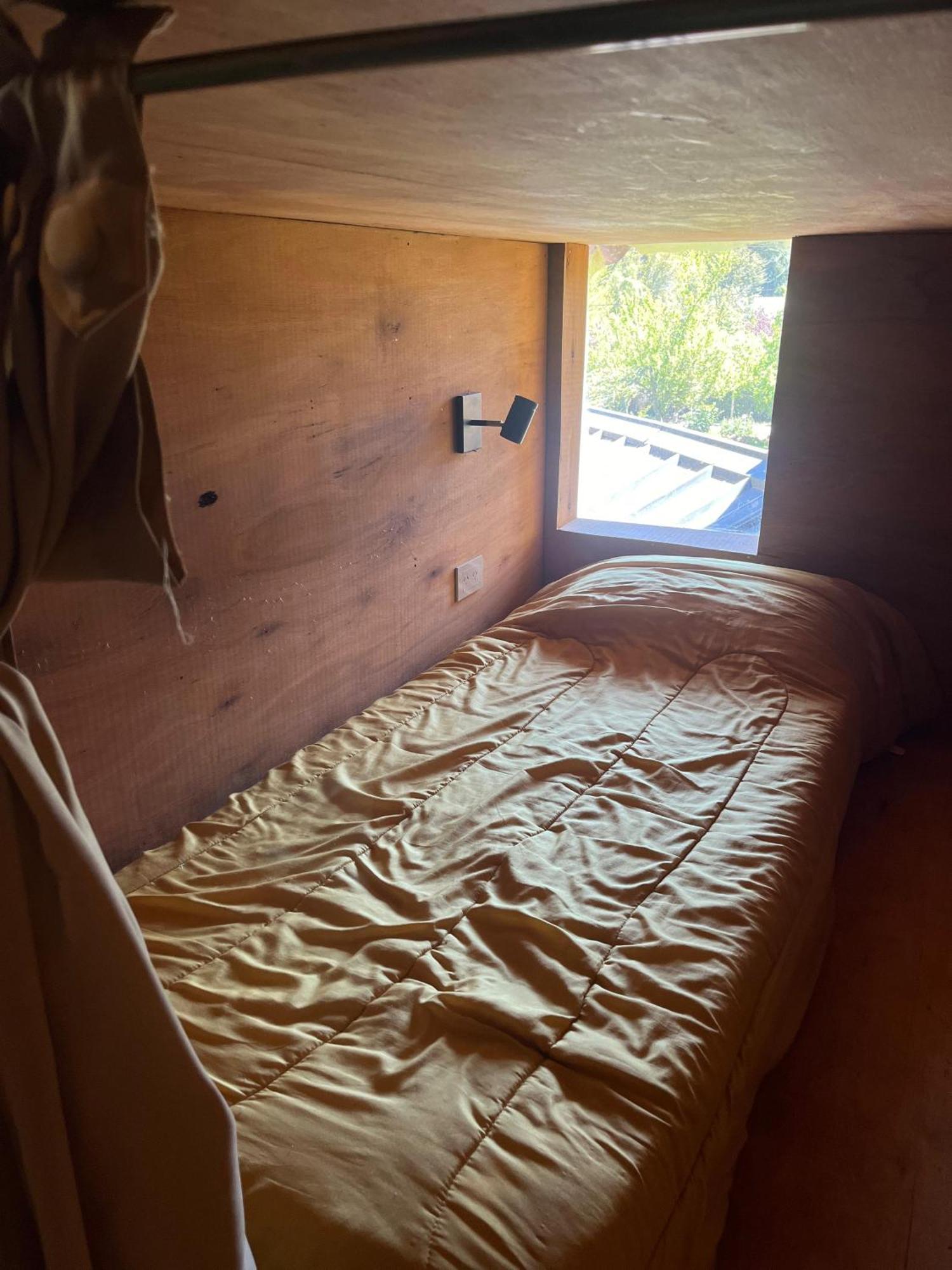Hostel Capsula Refugio Oeste San Carlos de Bariloche Exteriör bild