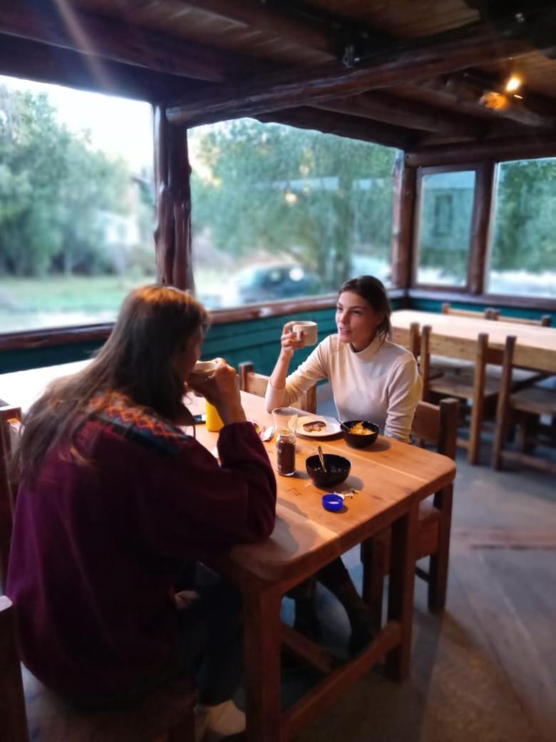 Hostel Capsula Refugio Oeste San Carlos de Bariloche Exteriör bild